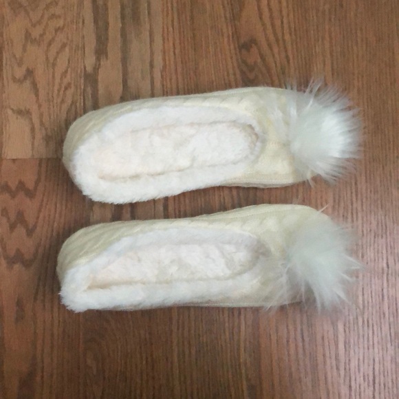 Shoes - SLIPPERS